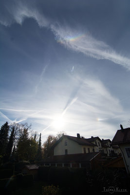 09:20 MEZ: farbiger ZZB, schöne Nebensonne und schwach der OBB mit 22er