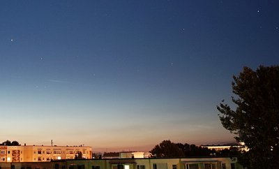 22:45 UT, 2/25 mm, ISO 640, t 8&quot;, Sony Alpha 7S, verkleinerter Ausschnitt, Gamma reduziert