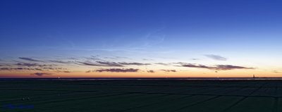 01:11 Uhr. Insesondere der langezogene Streifen wurde sichtbar. <br />Vorher um ca. 0:55 Uhr auf der Sandbank in Sankt Peter-Ording war noch nichts  zu sehen.