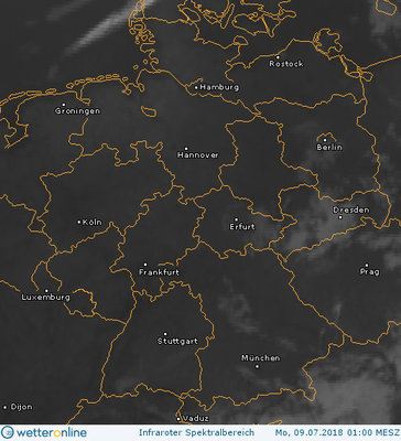 Abb. 2: Satellitenbild (Infrarot) vom 09.07.2018, 01.00 MESZ.<br />Quelle: http://www.wetteronline.de/