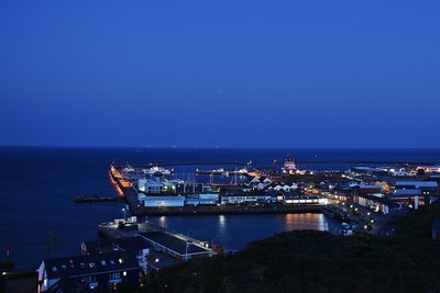 22.32 - erste Sichtbarkeit des Mondes im Dunst