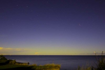 23:05 MESZ, Tokina DXII 14mm, f2.8, 8sek, iso 800, fotogr. polarlicht ?