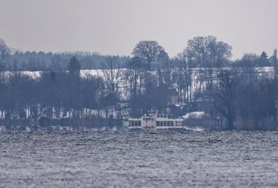 Luftspiegelung am Nordufer des Chiemsees. 20.01.2019 16:05 Uhr