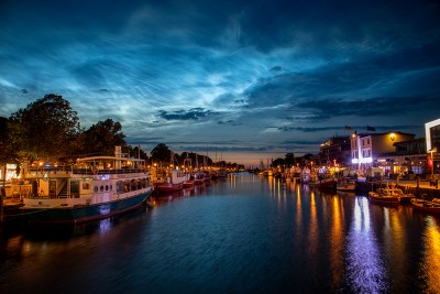 Alter Strom in Warnemünde - 23:38 Uhr, 24 mm Brennweite, Blende 6,3, Belichtung 2 Sek., ISO 400