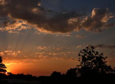 54 SU Wolkenstrahlen Accas 20190630.jpg