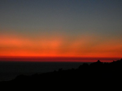 82 Dämmerungsstrahlen Sunset Tavern Zakynthos 20190807e.jpg