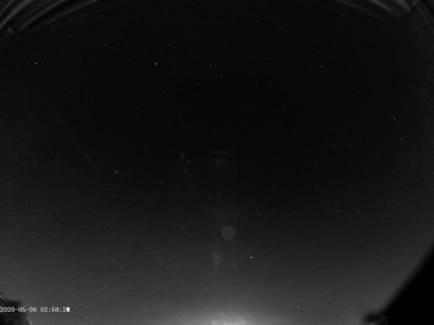 2020-05-06-03-50-24-MESZ-1s-lr-sw-5mp-rauchfahne-lowres.jpg
