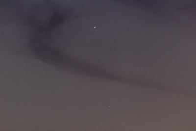 21.05.2020, 22:19 MESZ: Venussichel und Merkur in der Abenddämmerung bei 7,2° Sonnendepression; Standort: bei Lübbecke. (Kleinbild, 600mm)