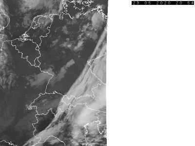 Abb. 2: Satellitenbild (Infrarot) von NOAA 18 vom 23.05.2020, 22.54 MESZ.<br />Bildquelle: Czech Hydrometeorological Institute, lizenziert unter https://creativecommons.org/licenses/by-nc-nd/3.0/cz/deed.de