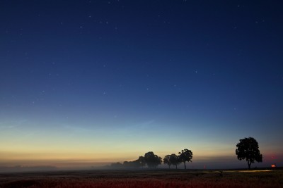 2020_05_26M_0320MESZ_SD15_TuchenKlobbicke_Nebel_NLC_0392_VarAg___1400x933pix.jpg