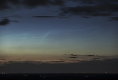 23:37 MESZ - Helligkeit 1 - Sonnenstand bei -11,5° (118mm, Kleinbild)
