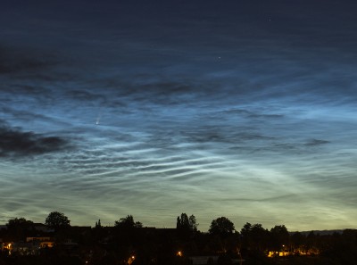 2020-07-08_Neowise-NLC_85mm.jpg