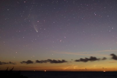 23:30 UTC 35mm f1.4; 13sek, 1600iso