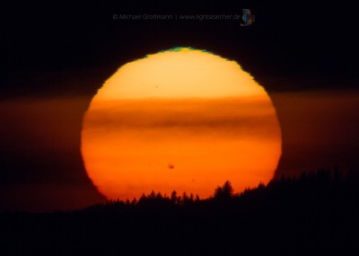 EA5_291120_09.jpg (202.95 KiB) 2729 mal betrachtet grüner Strahl am 29.11.