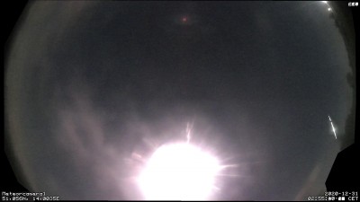 2020-12-31_02-55-36-+0100_134.mp4_stack.jpg (115.08 KiB) 1647 mal betrachtet 2020-12-31_02-55-36-+0100_134.mp4_stack.jpg