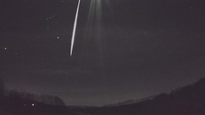 AMS55_4_2021_02_20_19_08_01_000_010338-trim-446-HD-meteor-stacked.jpg (245.67 KiB) 1144 mal betrachtet AMS55 Drebach Cam4 (Gerhard Lehmann)