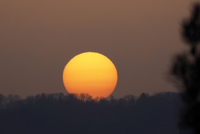 Saharastaub Sonnenuntergang Tele 2 24022021.jpg