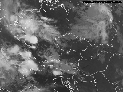 Abb. 2: Satellitenbild (Infrarot) von METOP 1 vom 04.06.2021, 22.17 MESZ.<br />Bildquelle: Czech Hydrometeorological Institute, lizenziert unter https://creativecommons.org/licenses/by-nc-nd/3.0/cz/deed.de