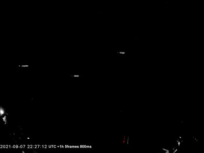 2021-09-07-23-27-12-MESZ-5f-800ms-ou-sw-stars.jpg (72.85 KiB) 1924 mal betrachtet 2021-09-07-23-27-12-MESZ-5f-800ms-ou-sw-stars.jpg