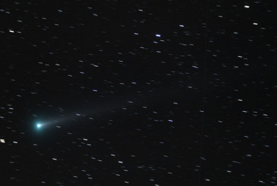 11x60s, ISO 6400, 70/420mm, crop