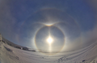 Halos mit Blick zur offiziellen Grenze