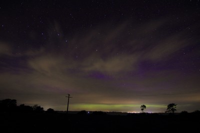 Um 22:40 war der grüne Bogen deutlich visuell sichtbar. 12mm mit 30s bei ISO 1600 f4