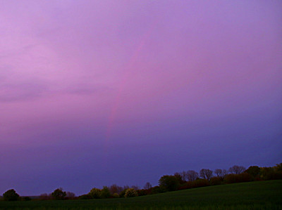 Fragmente roter Regenbogen 21:13h MESZ, 4 min nach Sonnenuntergang