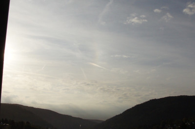 07.10. um 09:18 MESZ: Nebensonne auf zwei verschiedenen Ebenen