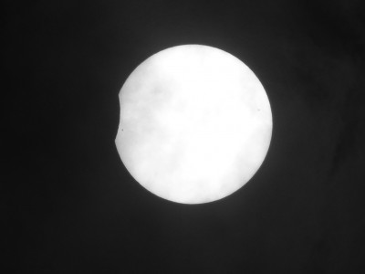 Abb. 5: Partielle Sonnenfinsternis am 25.10.2022 um 13:05 MESZ
