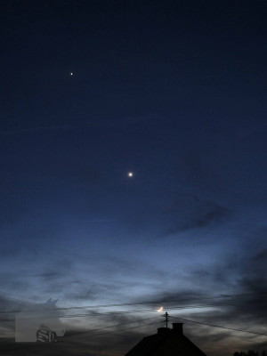 Jupiter, Venus und Monsichel vom 21.02.2023 um 18.54 Uhr mit 38 mm (= 76 mm Kleinbild)