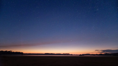 01:24:59 MESZ, Strahl im Nordwesten.