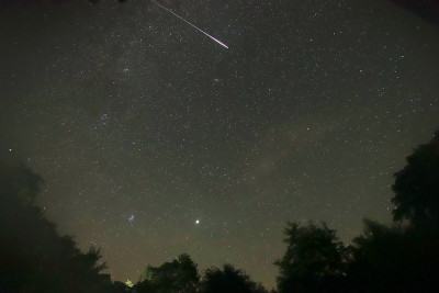 Perseid gegen 0:05h UTC (2:05 MESZ)