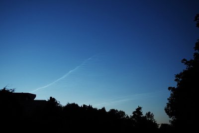 02:54 MEZ - Schleier im Osten