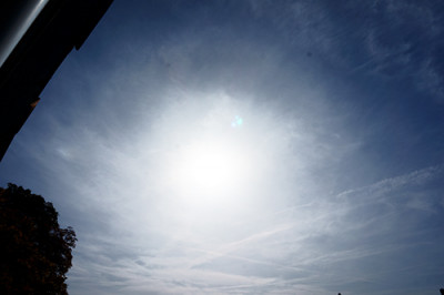 Uhrzeit: 13:50 Uhr MESZ, Sonnenstand circa 31°