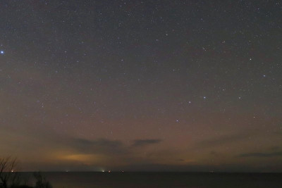 sehr schwaches fotogr. Polarlicht; Steilküste Hubertsberg/Ostsee/S.-H.