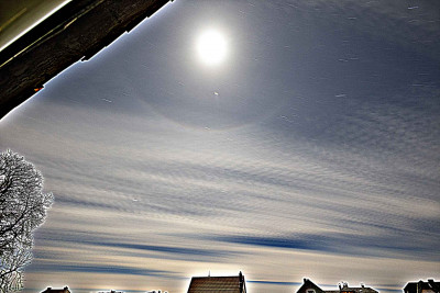 Stack aus 30 Bildern mit USM