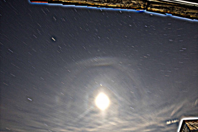 Uhrzeit: 06:34 Uhr, Mondhöhe 28,7°