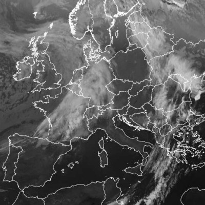 Abb. 2: Satellitenbild (Infrarot) vom 14.06.2024, 01:15 UTC (= 03.15 MESZ).<br />Quelle: https://wetterzentrale.de/, lizenziert unter https://creativecommons.org/licenses/by-nc/4.0/ .