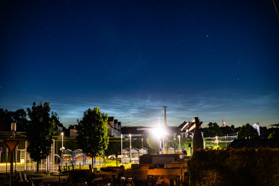 03:30 Uhr MESZ