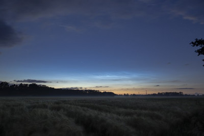 k-2327_02062025.jpg (35.13 KiB) 6832 mal betrachtet 02.06.2025, ca. 23:27 MESZ (24mm, KB)