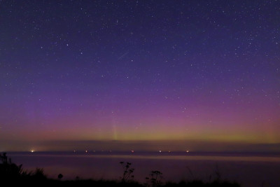 21:50h UTC; PL-Bogen und etwas Airglow unterhalb Gr. Wagen
