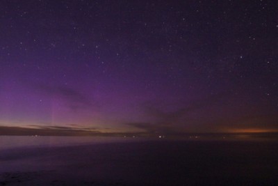 Blick N-O; einzelner Beamer; &quot;rechts&quot; Streulicht Fehmarn 20:45 UTC; 6s; iso 3200;