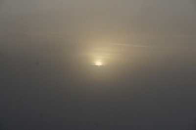 0827 »Sonnenaufgang« im Nebel