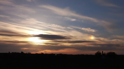 Nebensonne rechts Heldenstein 9.4. 19:03Uhr