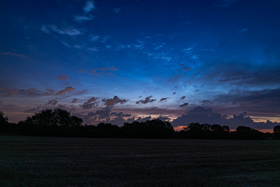 4:18 MESZ, größeres Display wird sichtbar, H2, 24 mm