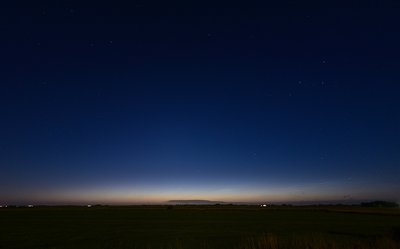 00:40 Uhr Nikon D750 400 ASA, Nikkor  16 mm f 2,8, 3 sek (mit Lightroom gerade gerichtet)