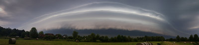 Shelf Cloud 1.jpg