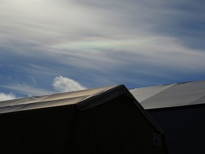 Irisierende Wolke