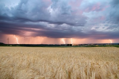 langsam aufkommende Shelfcloud