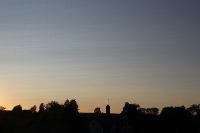17_09_10_Wolken_Streifen_Wolp (8).JPG (166 KiB) 6858 mal betrachtet 17_09_10_Wolken_Streifen_Wolp (8).JPG